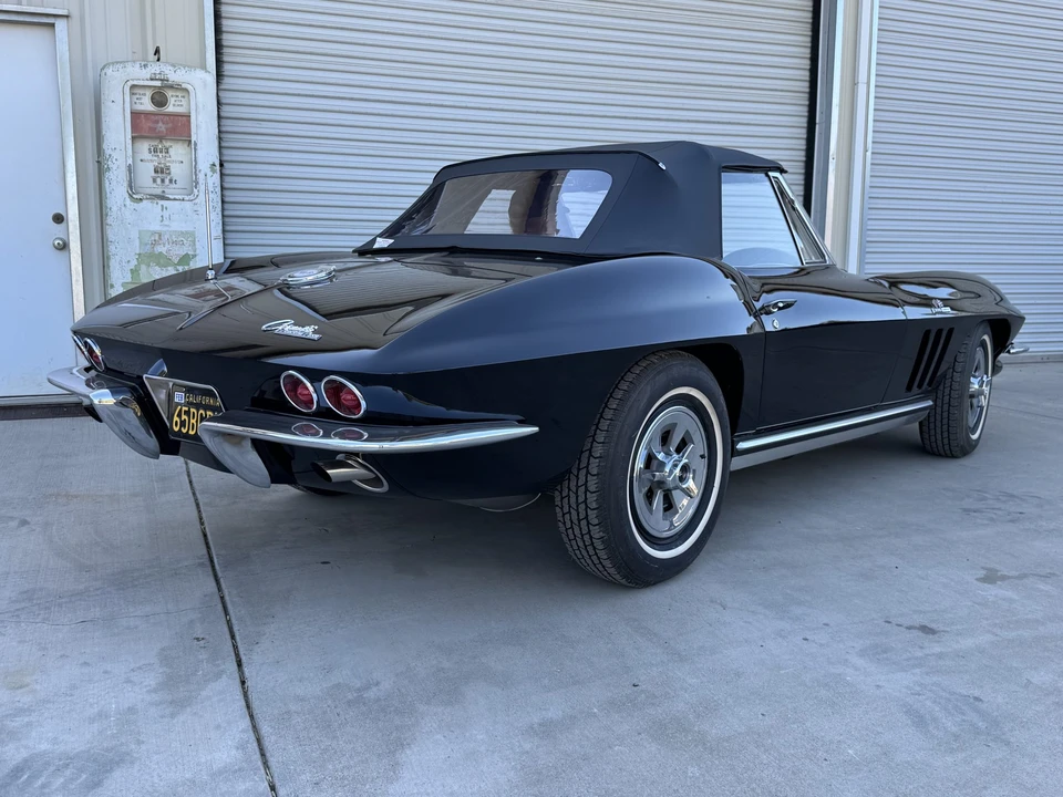 1965 Chevrolet Corvette C2 - Image 12 of 31