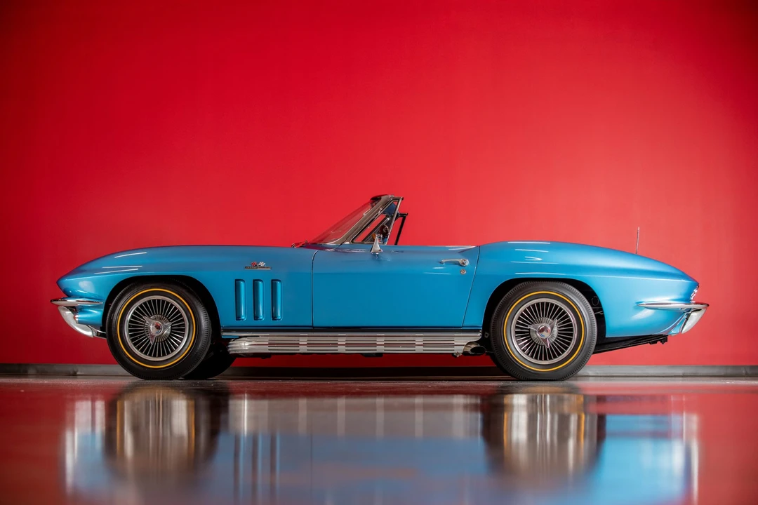 1965 Chevrolet Corvette C2 - Image 11 of 31