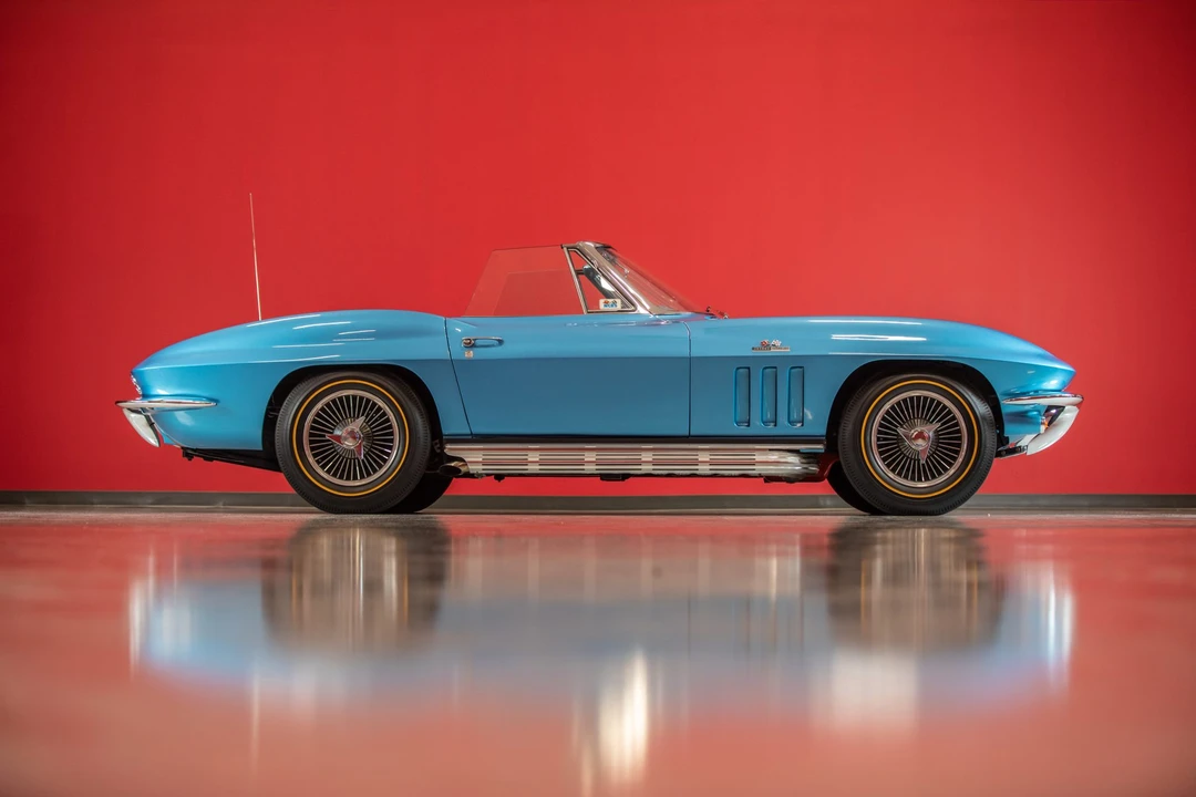 1965 Chevrolet Corvette C2 - Image 14 of 31
