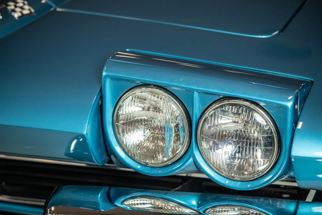 1965 Chevrolet Corvette C2 - Image 30 of 31