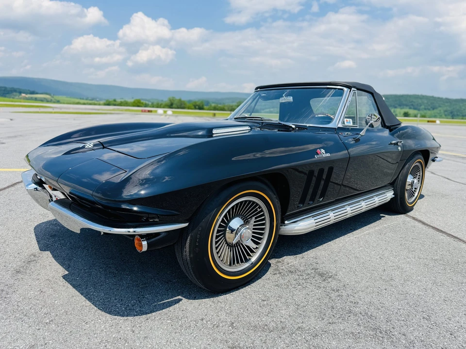 1965 Chevrolet Corvette C2 - Image 4 of 31