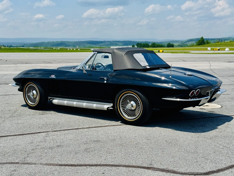 1965 Chevrolet Corvette C2 - Image 29 of 31