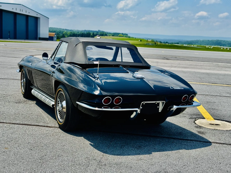 1965 Chevrolet Corvette C2 - Image 25 of 31