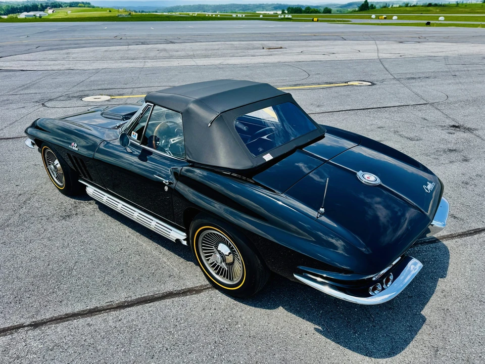 1965 Chevrolet Corvette C2 - Image 26 of 31