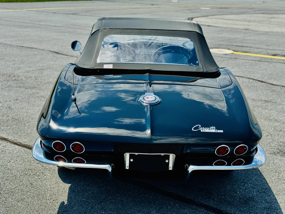 1965 Chevrolet Corvette C2 - Image 22 of 31