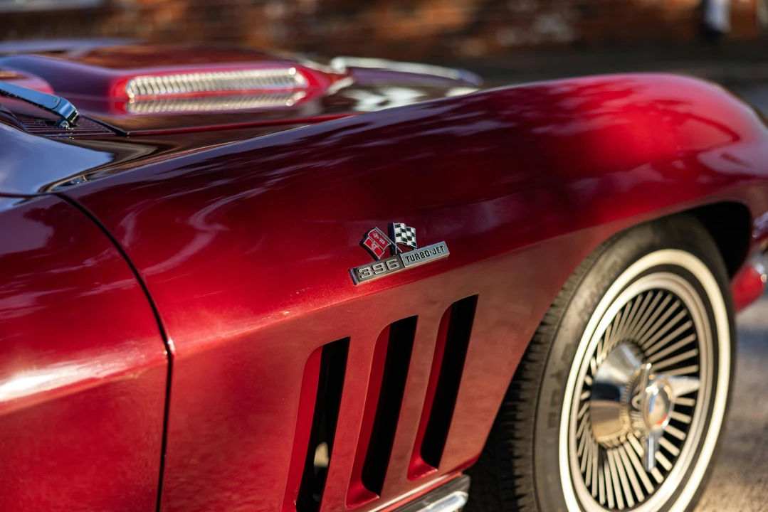 1965 Chevrolet Corvette C2 - Image 24 of 31