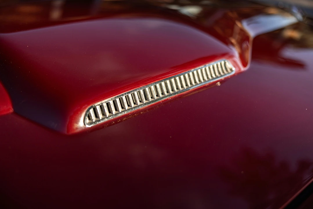 1965 Chevrolet Corvette C2 - Image 20 of 31