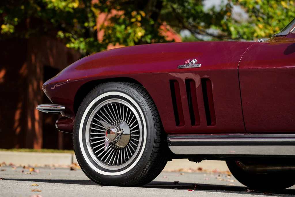 1965 Chevrolet Corvette C2 - Image 13 of 31