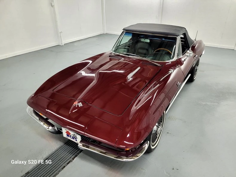 1965 Chevrolet Corvette C2 - Image 20 of 31