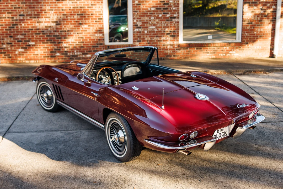 1965 Chevrolet Corvette C2 - Image 6 of 31