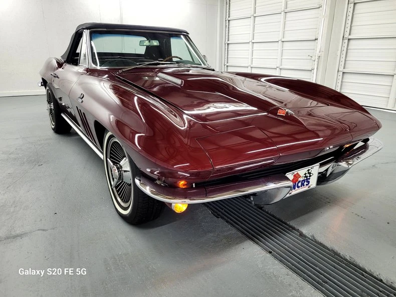 1965 Chevrolet Corvette C2 - Image 30 of 31