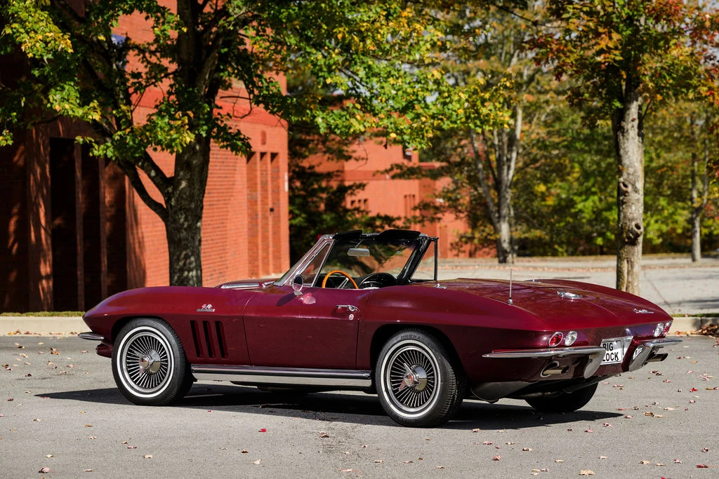 1965 Chevrolet Corvette C2 - Image 2 of 31
