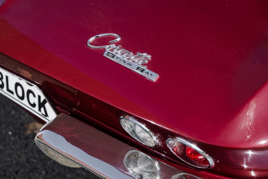 1965 Chevrolet Corvette C2 - Image 15 of 31