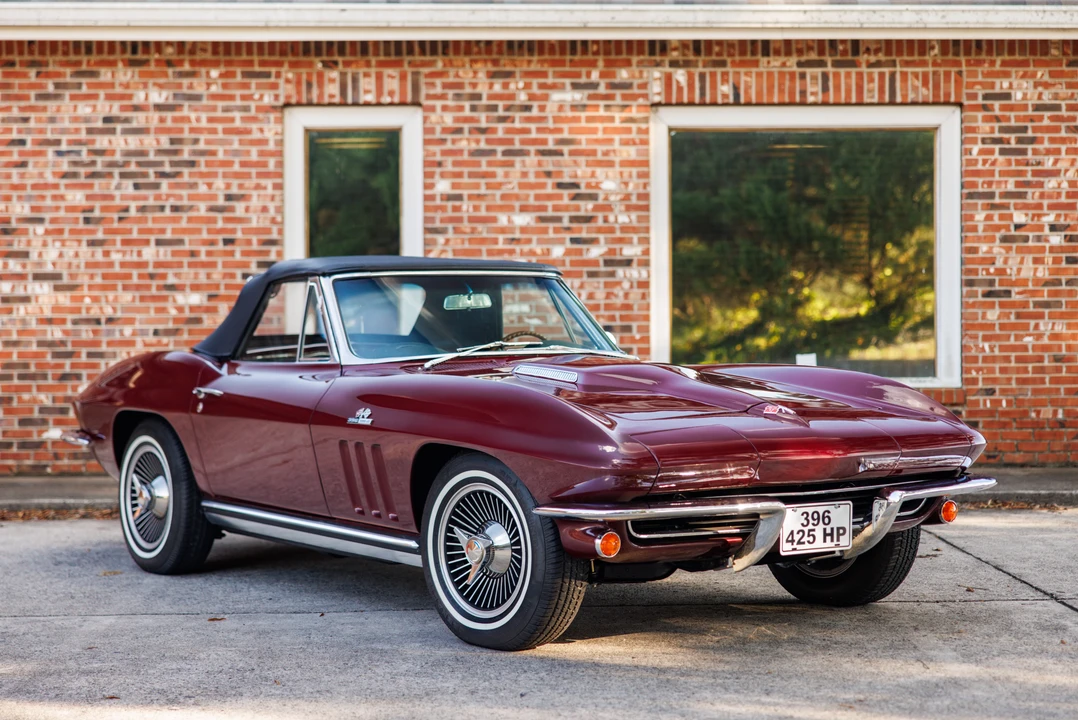 1965 Chevrolet Corvette C2 - Image 4 of 31