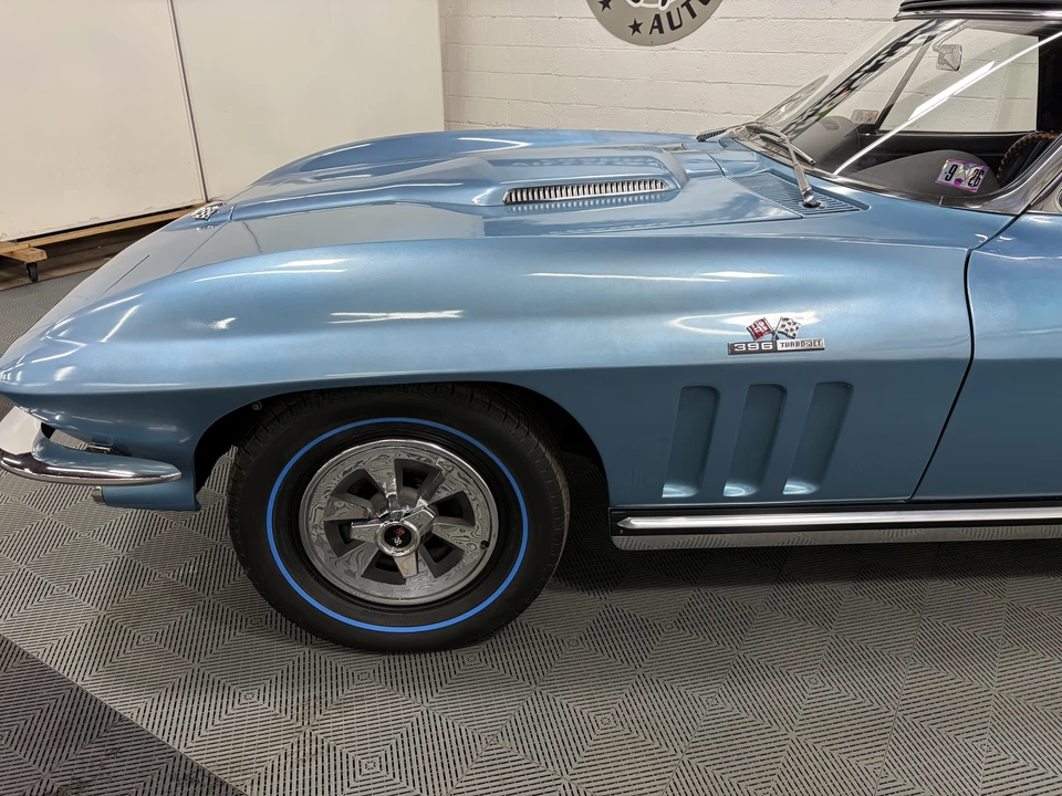 1965 Chevrolet Corvette C2 - Image 17 of 31