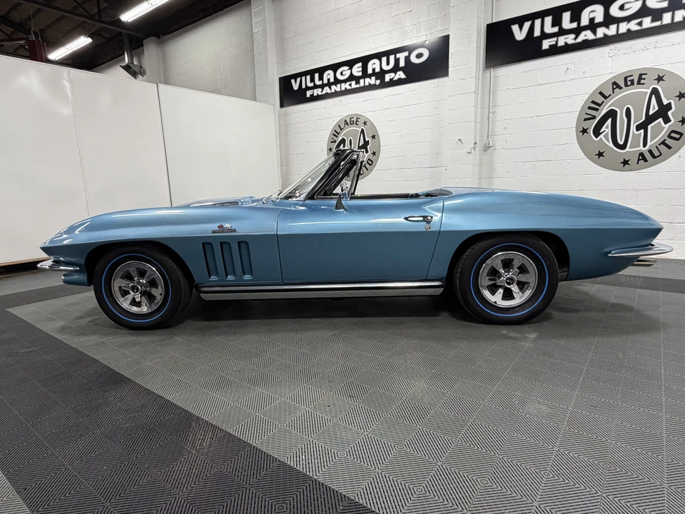 1965 Chevrolet Corvette C2 - Image 2 of 31