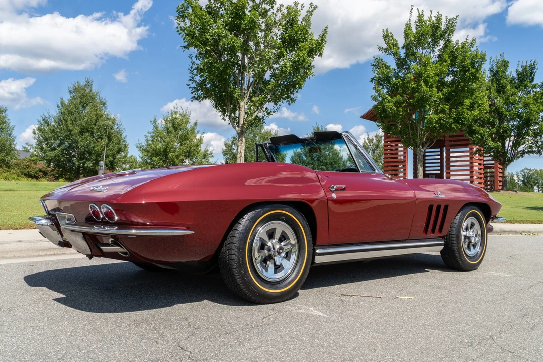 1965 Chevrolet Corvette C2 - Image 6 of 31