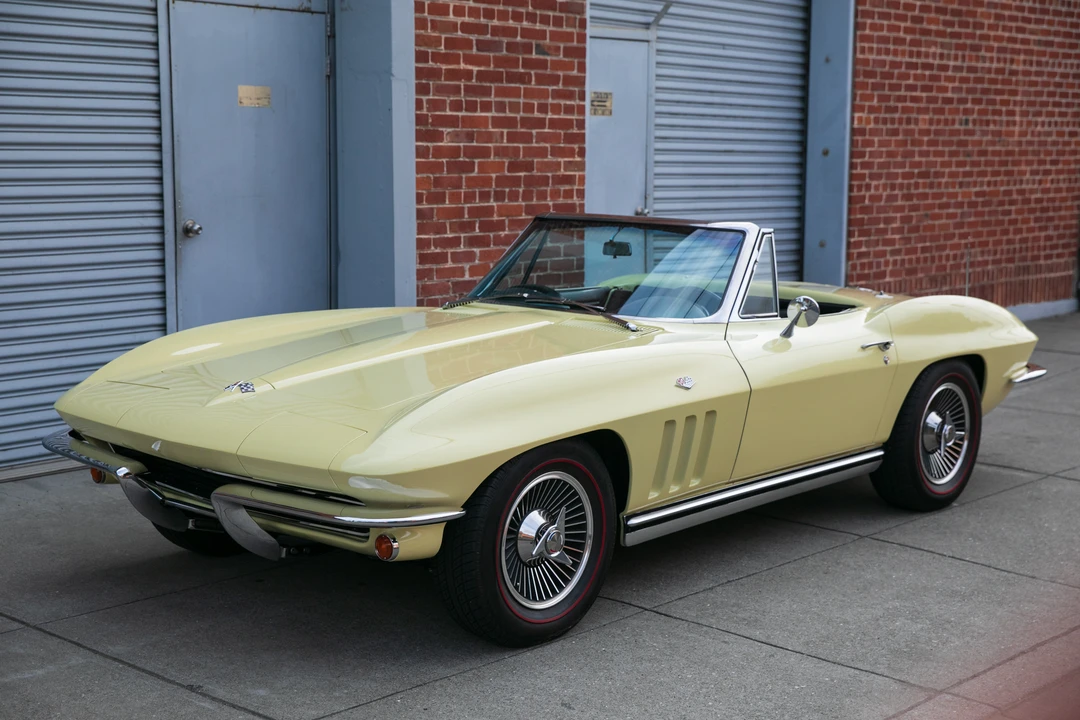 1965 Chevrolet Corvette C2 - Image 21 of 31