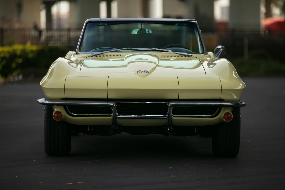 1965 Chevrolet Corvette C2 - Image 6 of 31