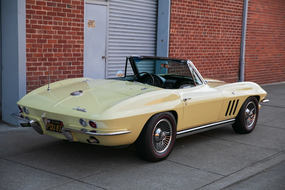 1965 Chevrolet Corvette C2 - Image 27 of 31