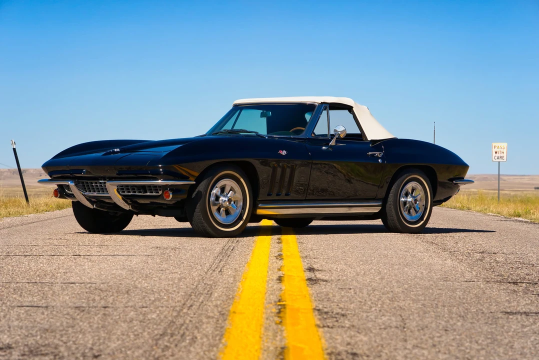 1965 Chevrolet Corvette C2 - Image 27 of 31