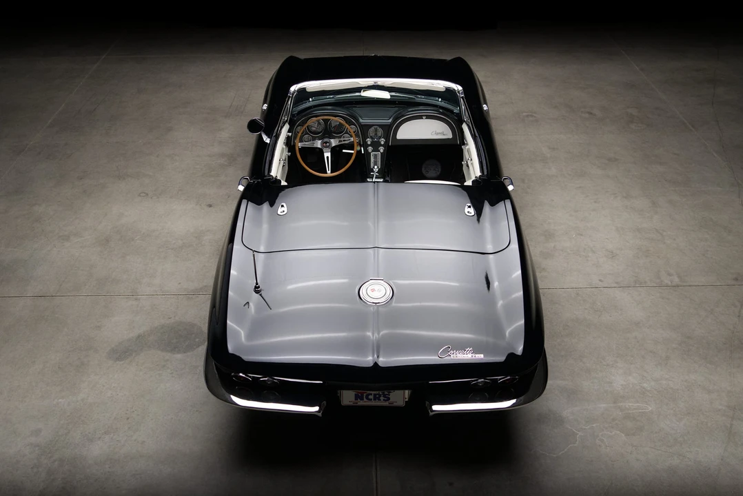1965 Chevrolet Corvette C2 - Image 14 of 31