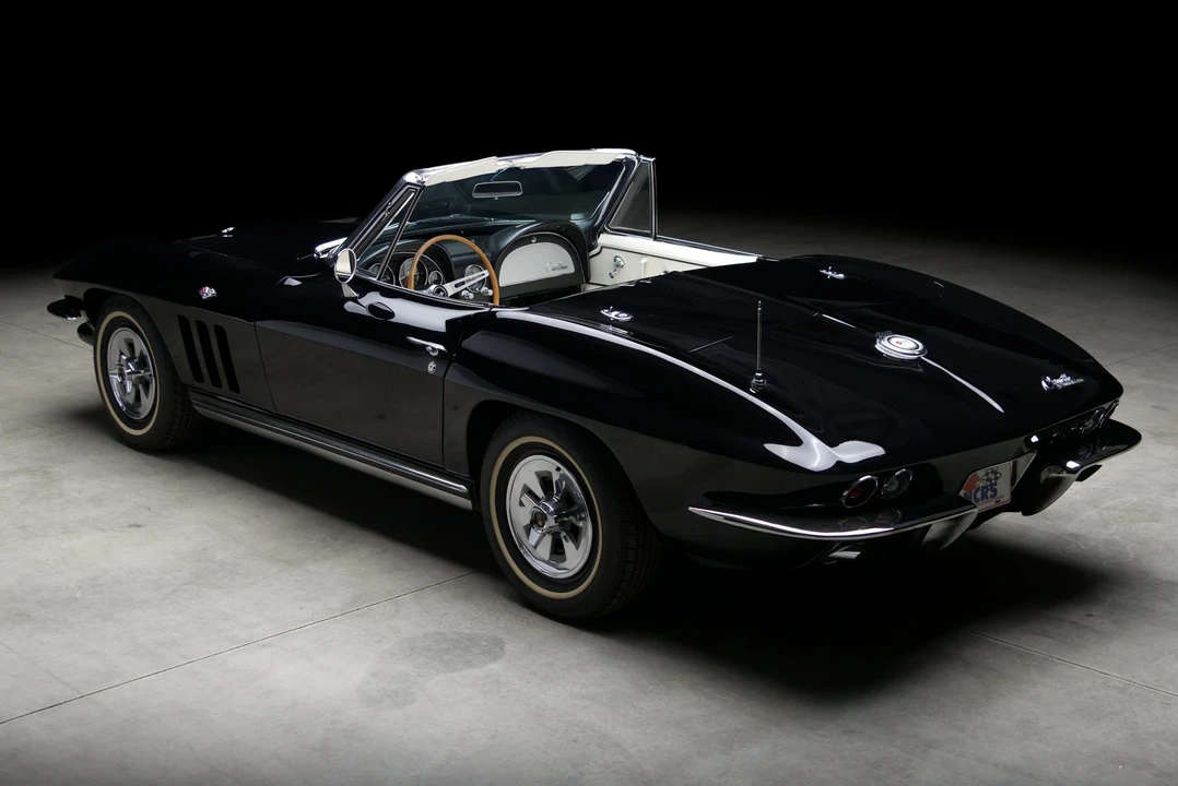 1965 Chevrolet Corvette C2 - Image 15 of 31