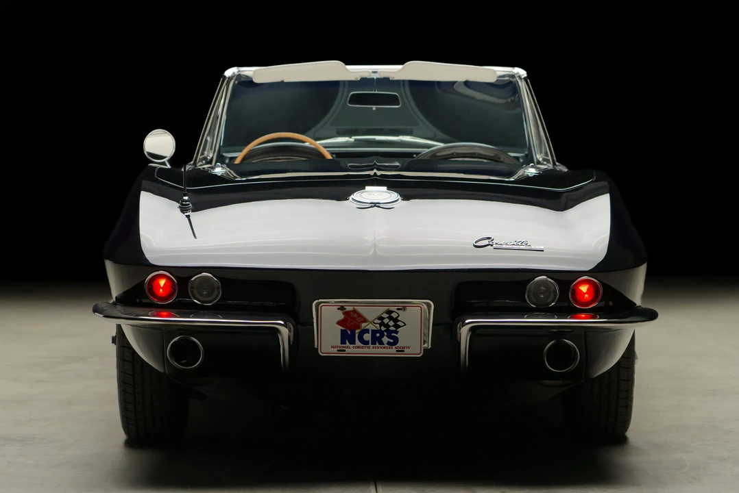 1965 Chevrolet Corvette C2 - Image 13 of 31