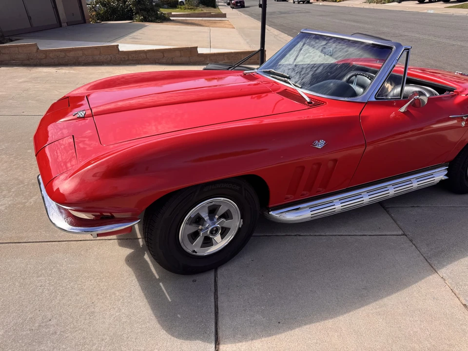 1965 Chevrolet Corvette C2 - Image 3 of 31