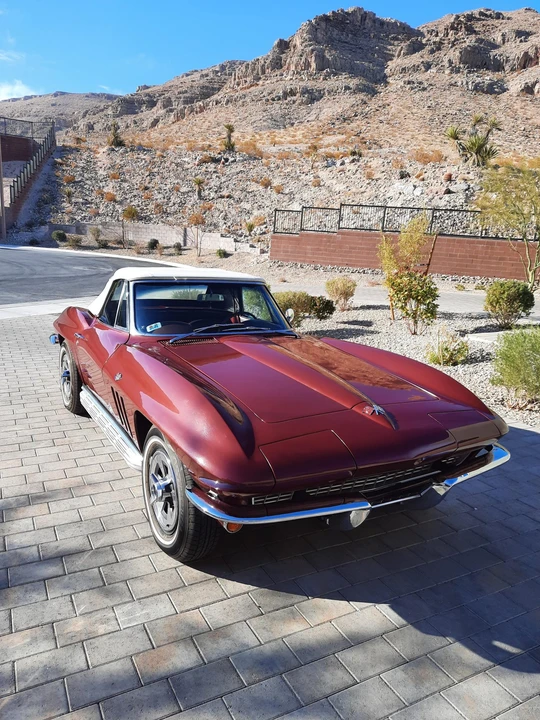 1965 Chevrolet Corvette C2 - Image 6 of 31