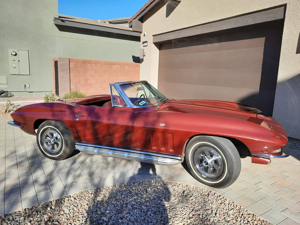 1965 Chevrolet Corvette C2 - Image 15 of 31