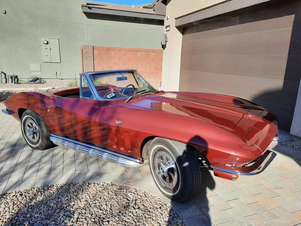 1965 Chevrolet Corvette C2 - Image 21 of 31