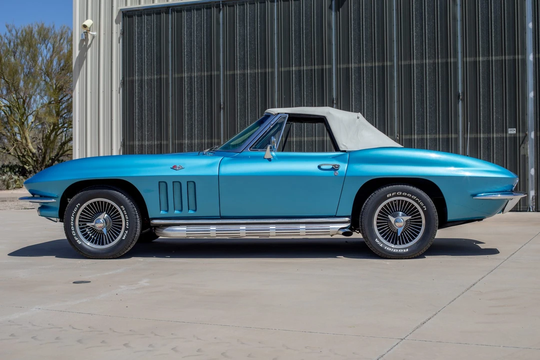 1965 Chevrolet Corvette C2 - Image 5 of 31