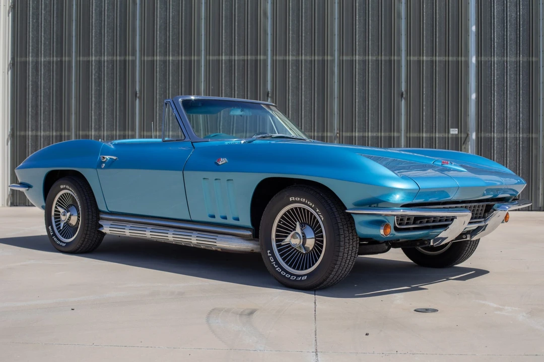 1965 Chevrolet Corvette C2 - Image 1 of 31