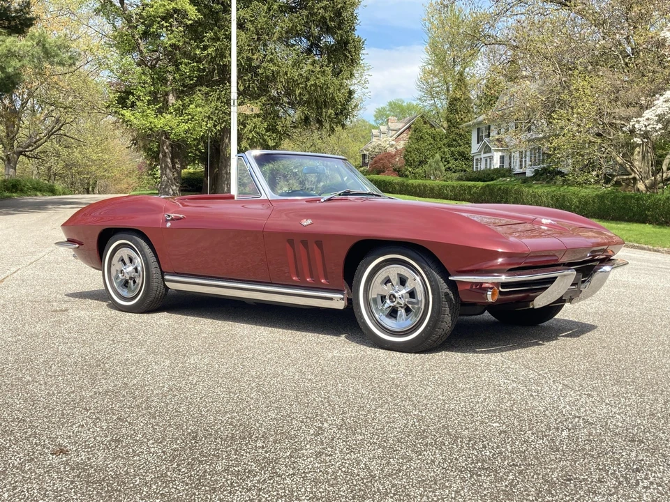 1965 Chevrolet Corvette C2 - Image 7 of 31