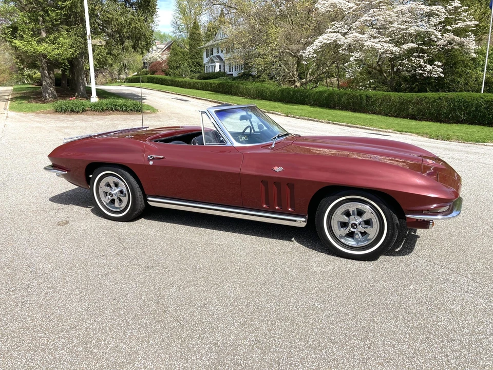 1965 Chevrolet Corvette C2 - Image 6 of 31