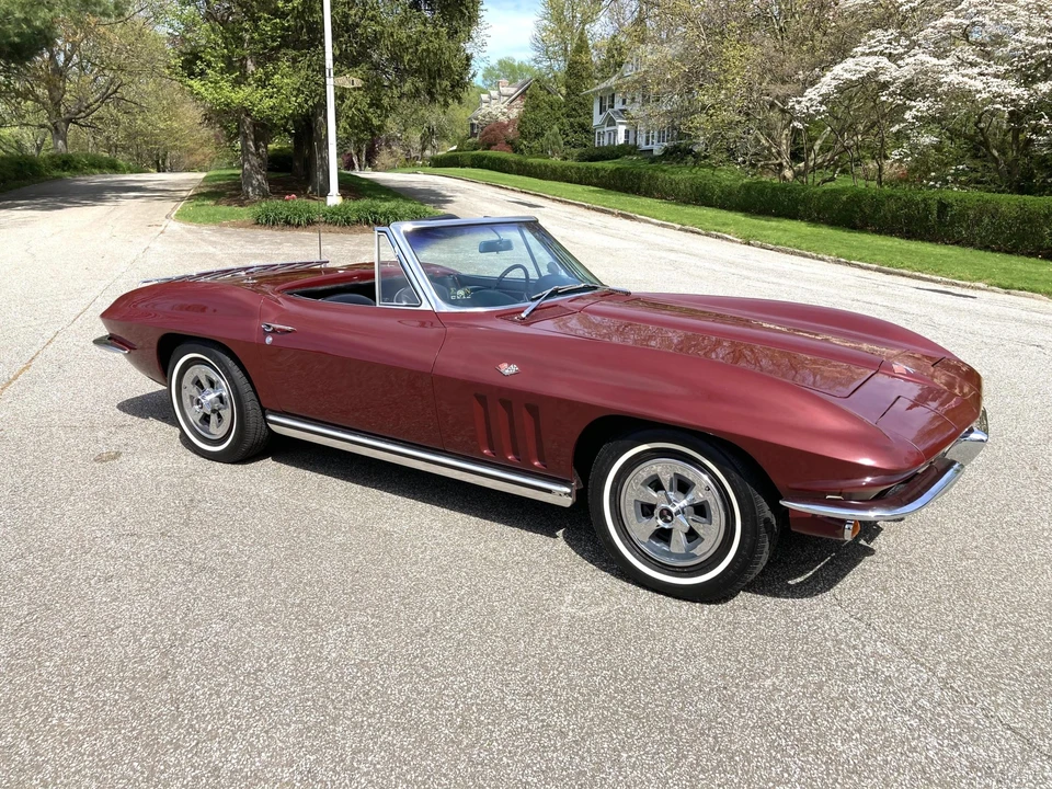 1965 Chevrolet Corvette C2 - Image 9 of 31