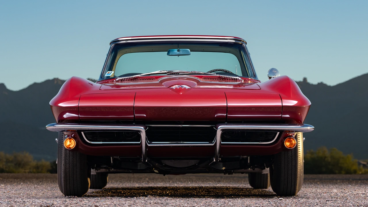 1965 Chevrolet Corvette C2 - Image 9 of 31
