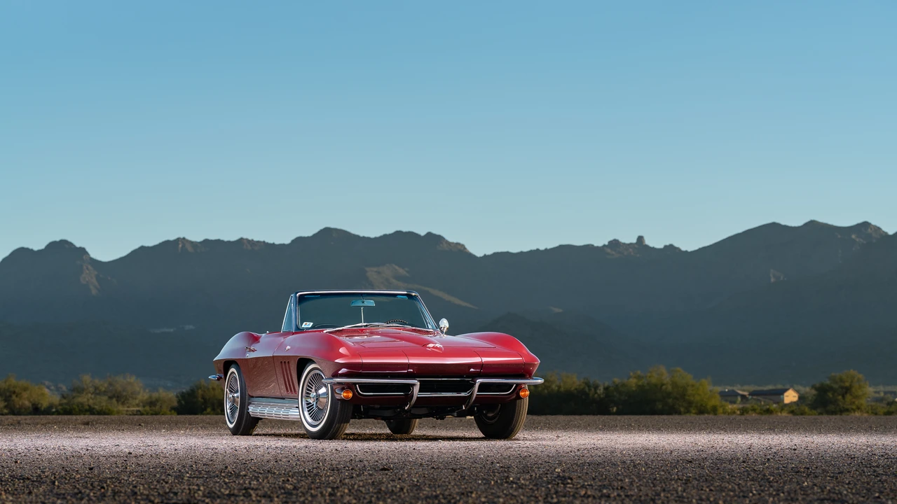 1965 Chevrolet Corvette C2 - Image 10 of 31