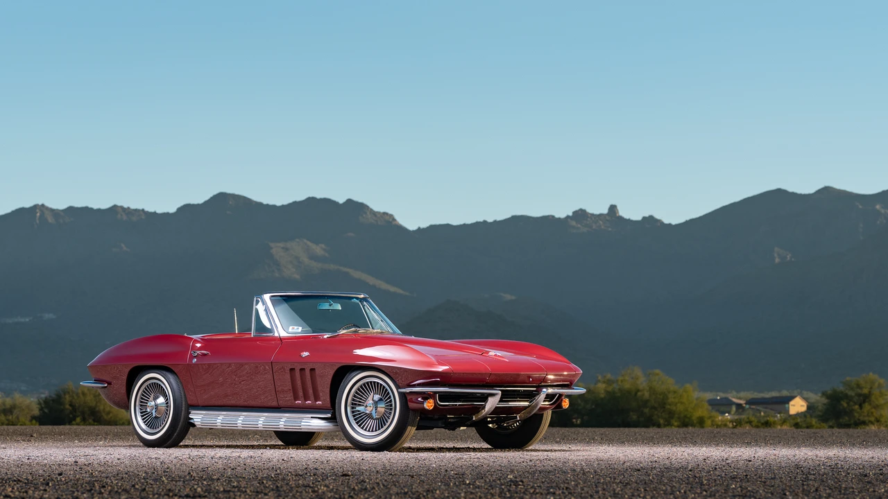 1965 Chevrolet Corvette C2 - Image 13 of 31