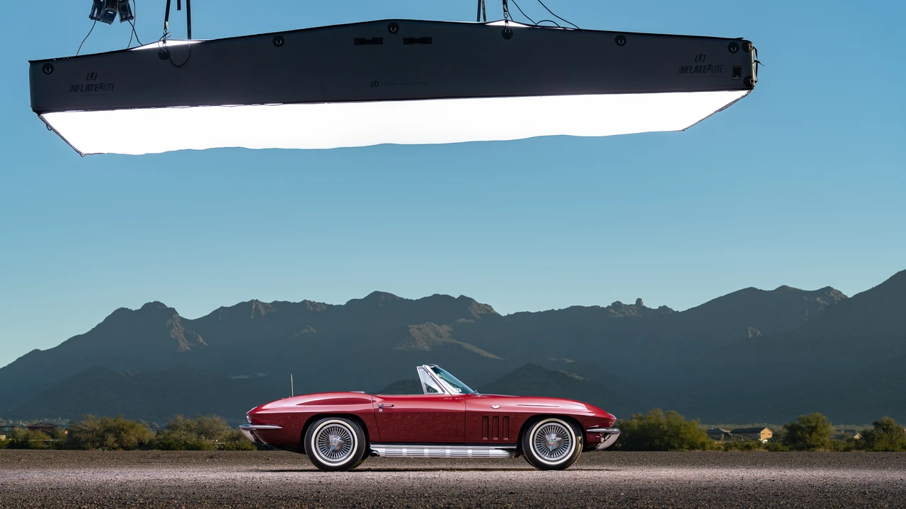 1965 Chevrolet Corvette C2 - Image 17 of 31