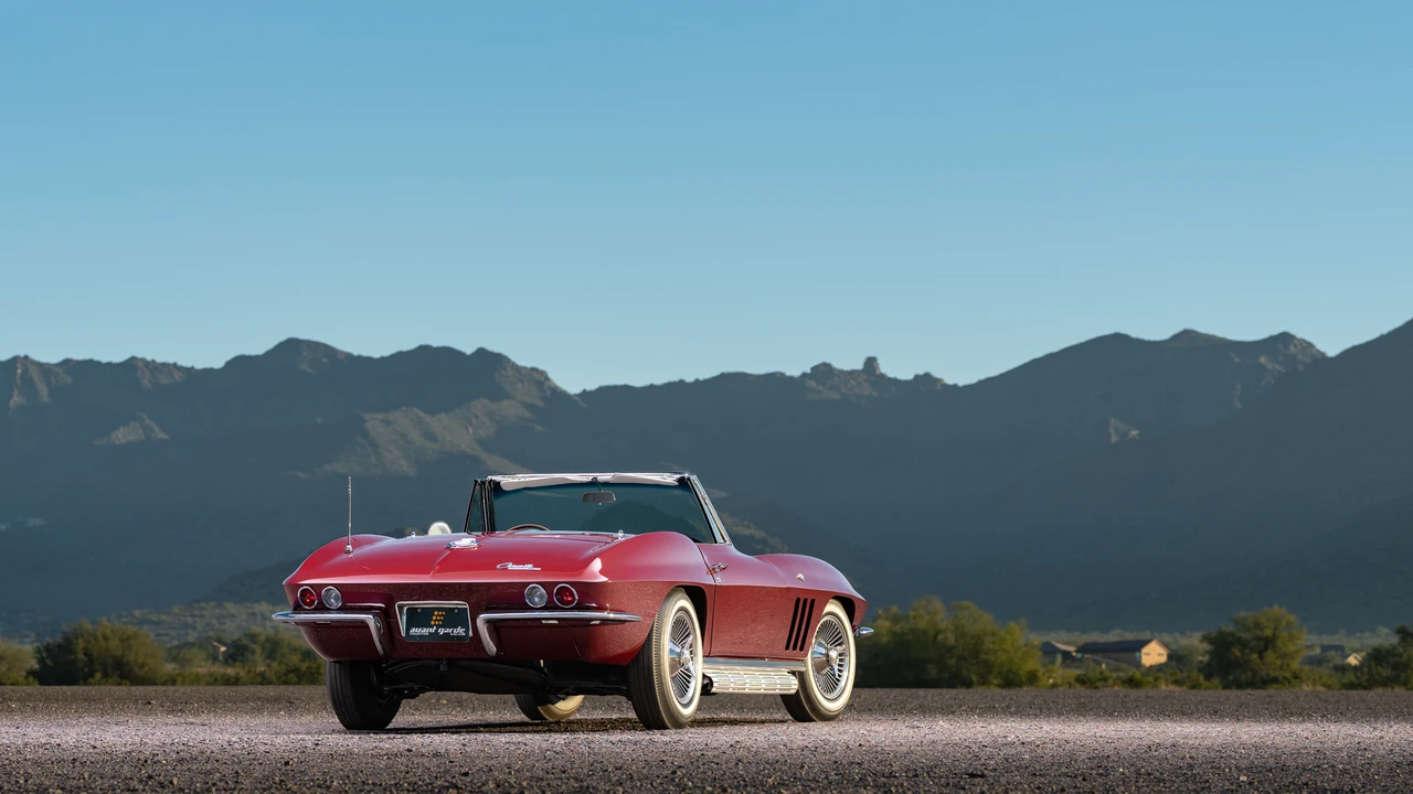 1965 Chevrolet Corvette C2 - Image 23 of 31