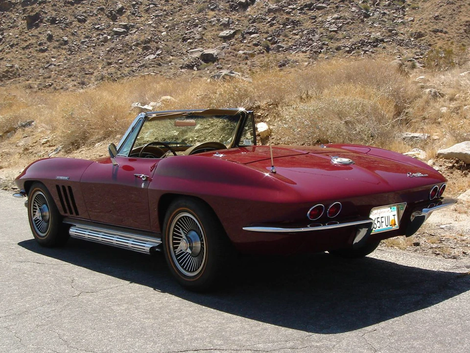 1965 Chevrolet Corvette C2 - Image 18 of 31