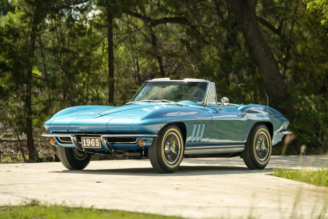 1965 Chevrolet Corvette C2 - Image 7 of 31