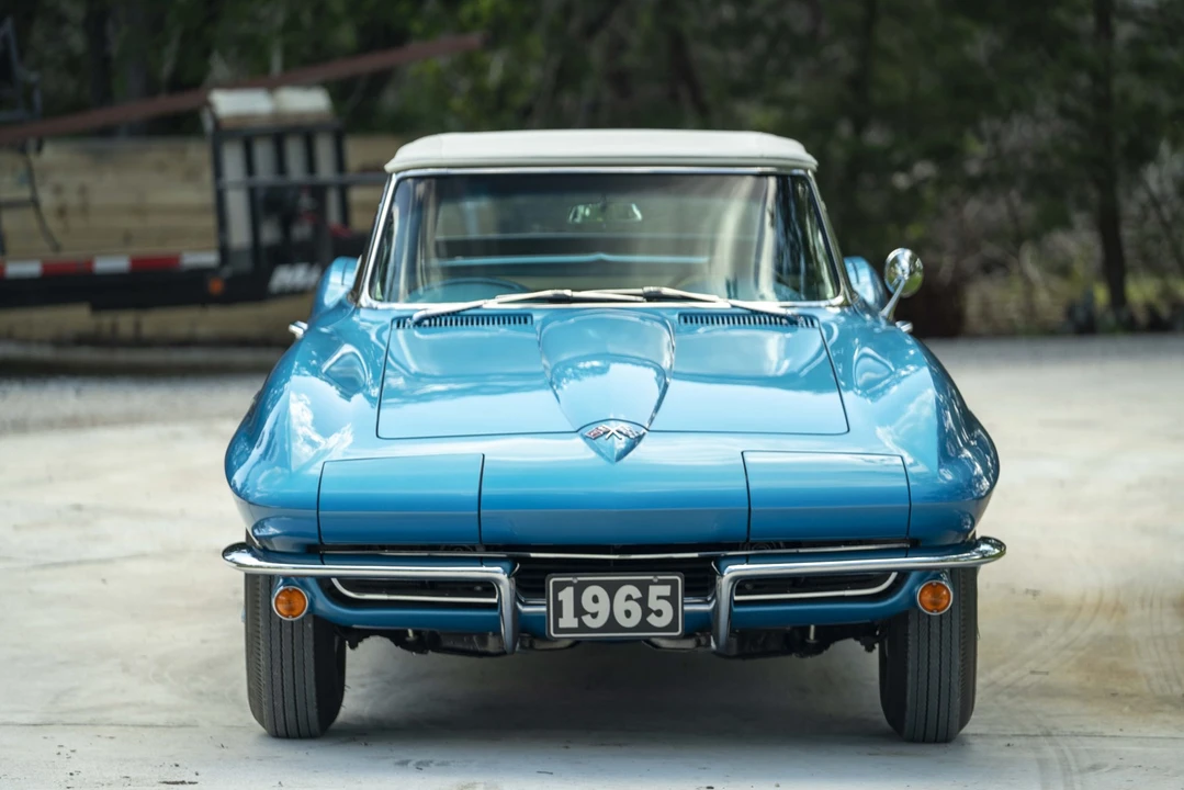 1965 Chevrolet Corvette C2 - Image 21 of 31