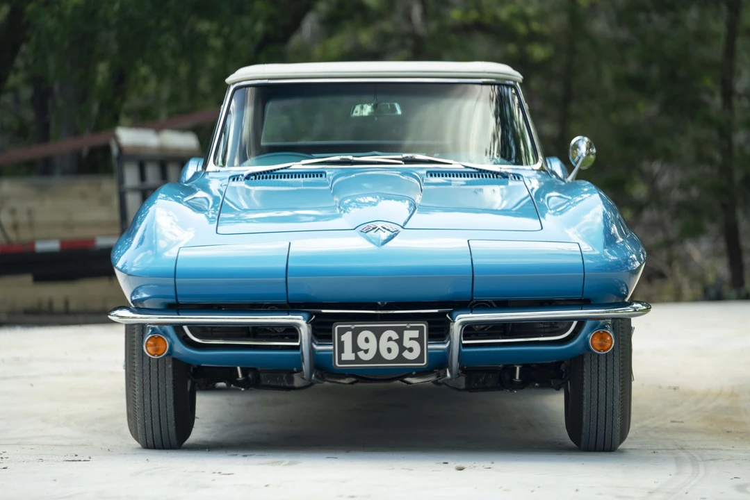 1965 Chevrolet Corvette C2 - Image 20 of 31