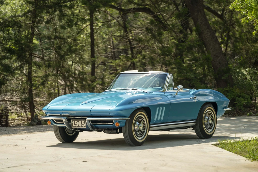 1965 Chevrolet Corvette C2 - Image 8 of 31