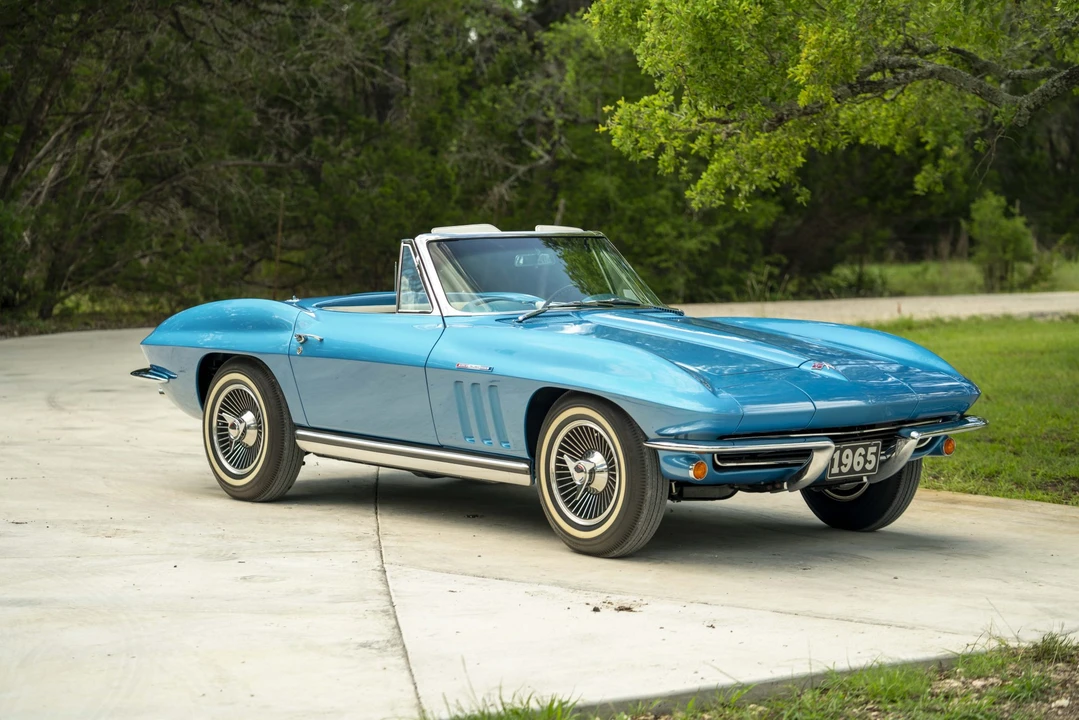 1965 Chevrolet Corvette C2 - Image 3 of 31