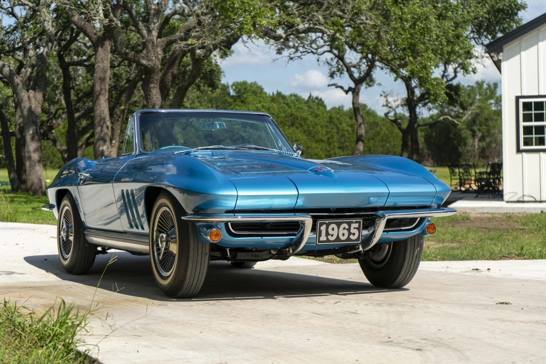 1965 Chevrolet Corvette C2 - Image 18 of 31