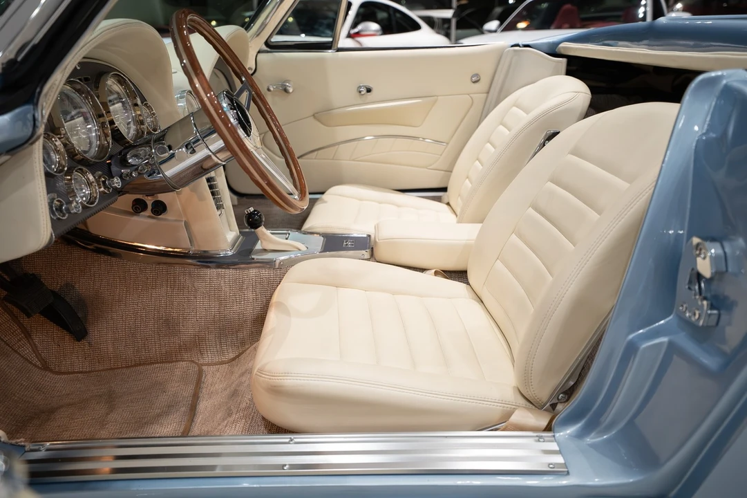 1965 Chevrolet Corvette C2 - Image 7 of 21